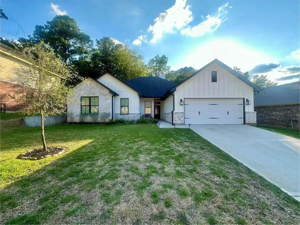 13637 Hidden Valley Drive, Montgomery, TX 77356 - #1