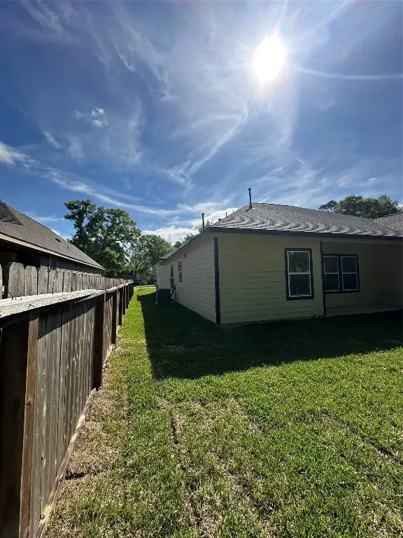 22525 E Shorewood Loop Loop E, Huffman, TX 77336 - #3