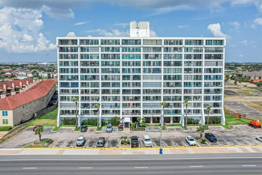 7310 Seawall Boulevard #705, Galveston, TX 77551 - Image #3