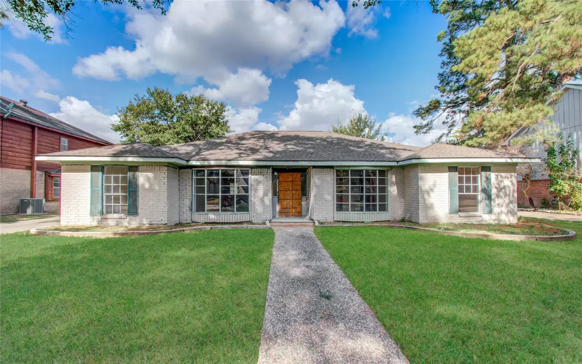 5118 Lawn Arbor Drive, Houston, TX 77066 - Image #1