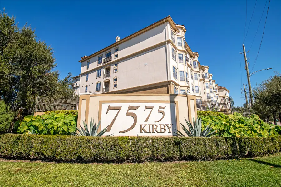 7575 Kirby Drive #3202, Houston, TX 77030 - Image #2
