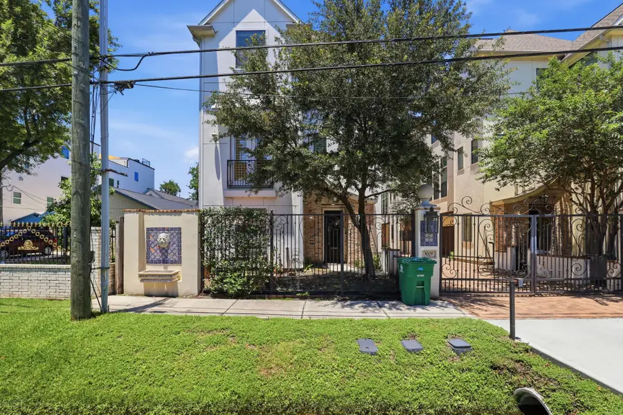 1009 W 24th Street #A, Houston, TX 77008 - #2