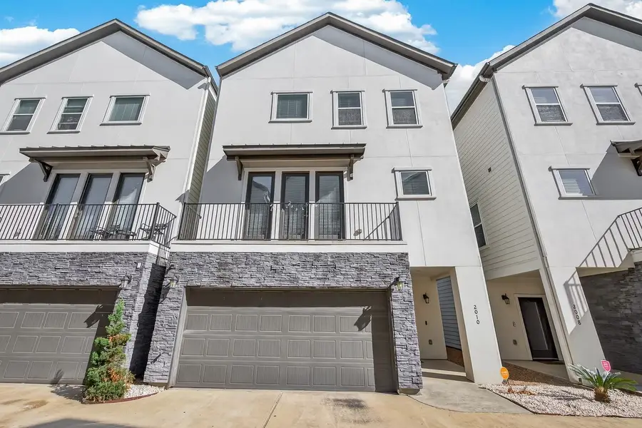 2010 Saint Charles Street, Houston, TX 77003 - #2