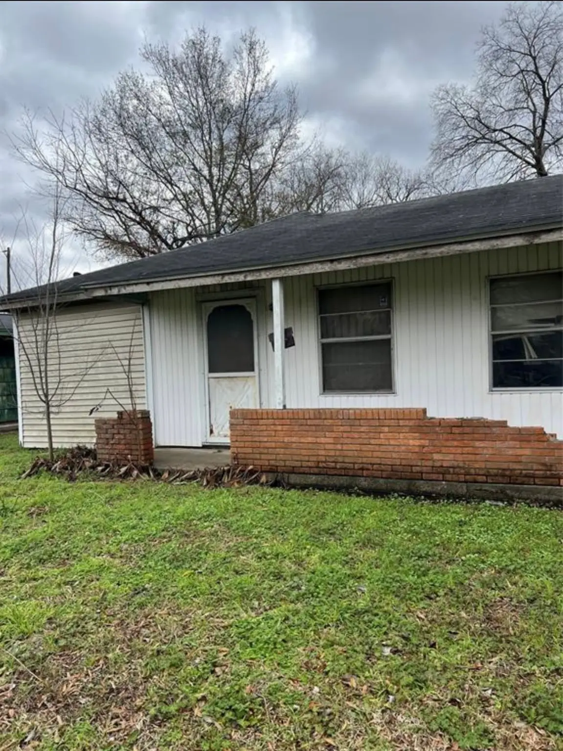 5710 Ridgeway Drive, Houston, TX 77033 - Image #1