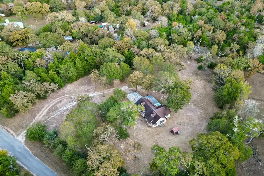 4723 Springfield Lane, Brenham, TX 77833 - Image #2