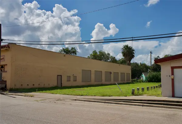 621 E Milam Street, Wharton, TX 77488