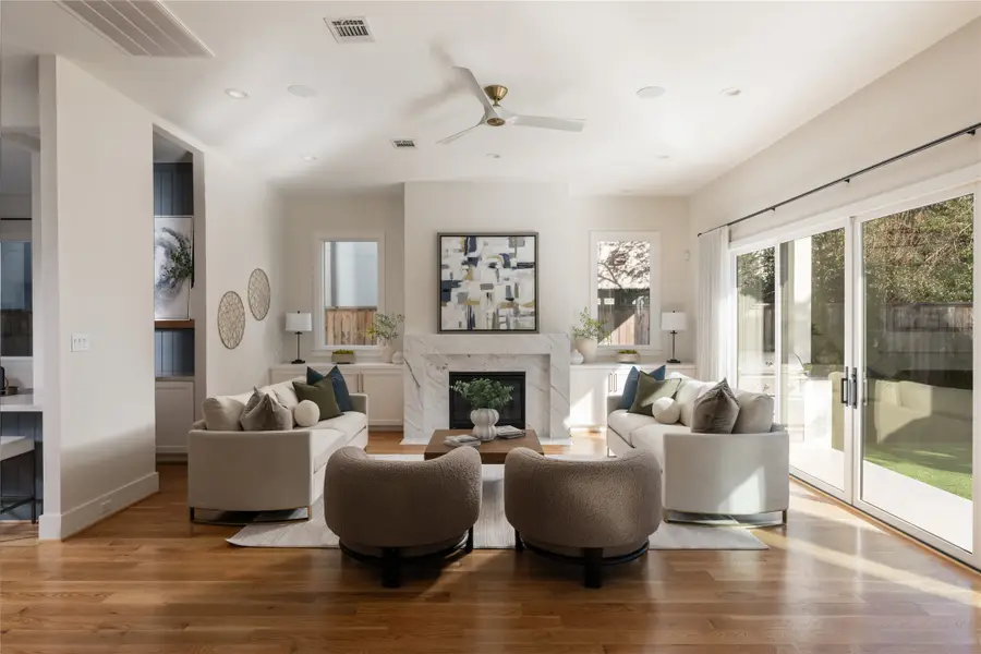 2715 Robinhood Street, West University Place, TX 77005 - #3