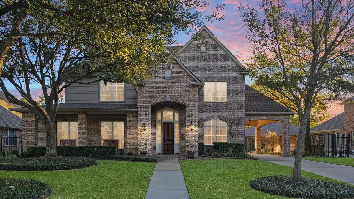 15305 Chichester Lane, Jersey Village, TX 77040 - Image #1