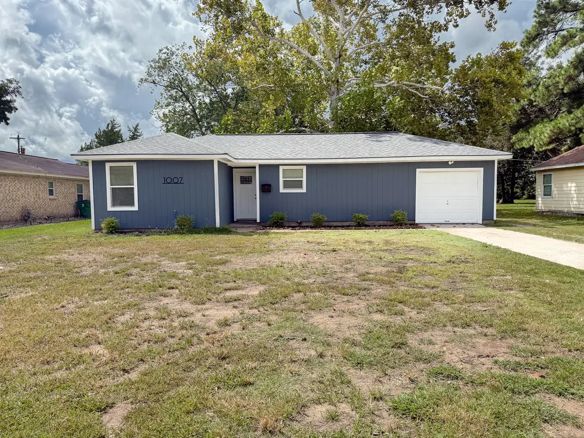 1007 Mac Drive, Sweeny, TX 77480 - #1