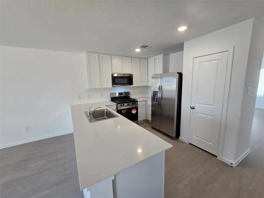 638 Maria Elena Way, Cleveland, TX 77327 - #2