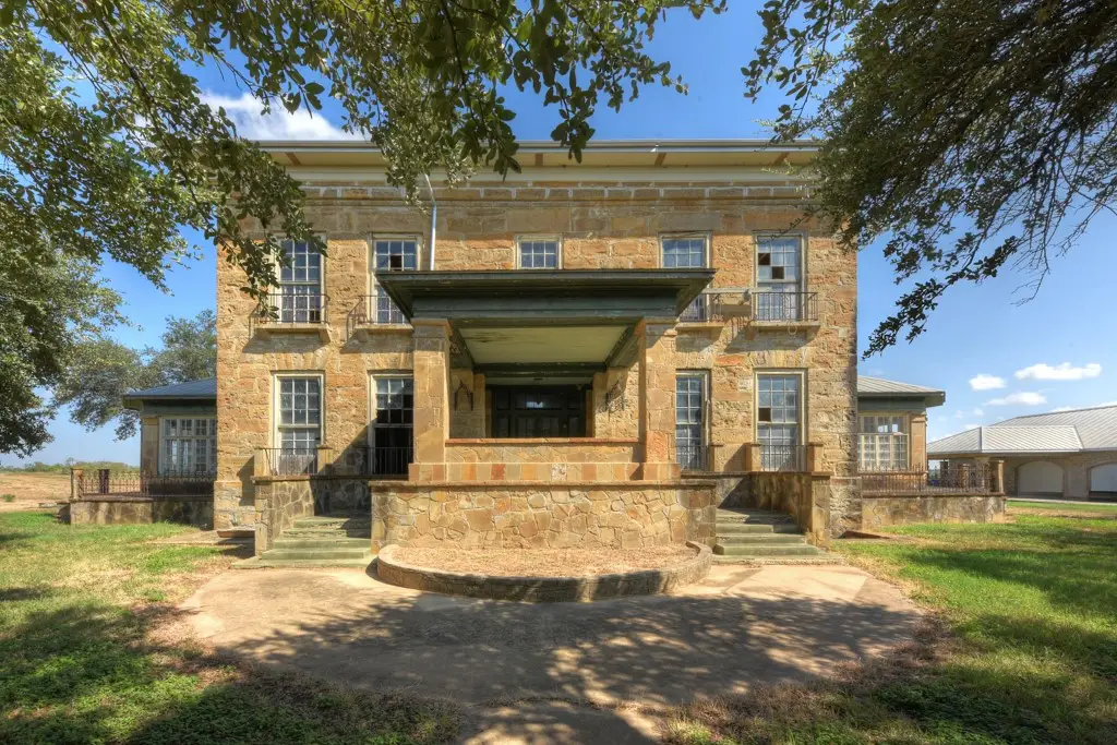 6887 Von Ormy Road, Von Ormy, TX 78073 - #1