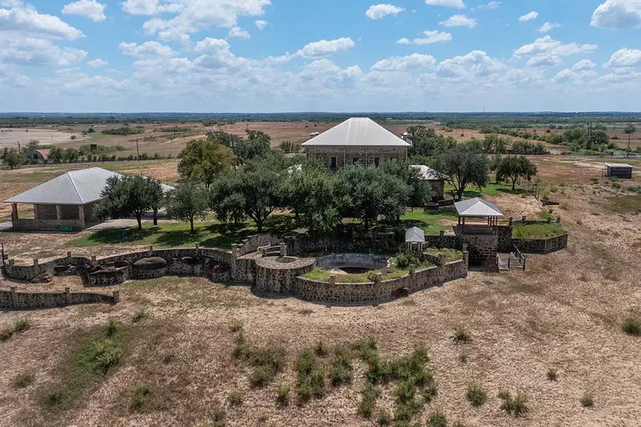 6887 Von Ormy Road, Von Ormy, TX 78073 - #3