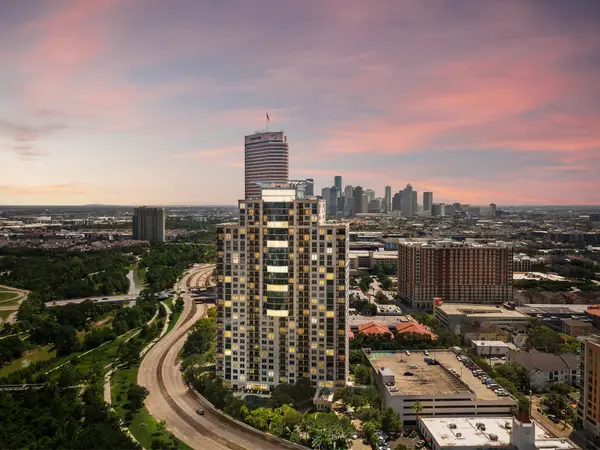 3333 Allen Parkway #709, Houston, TX 77019