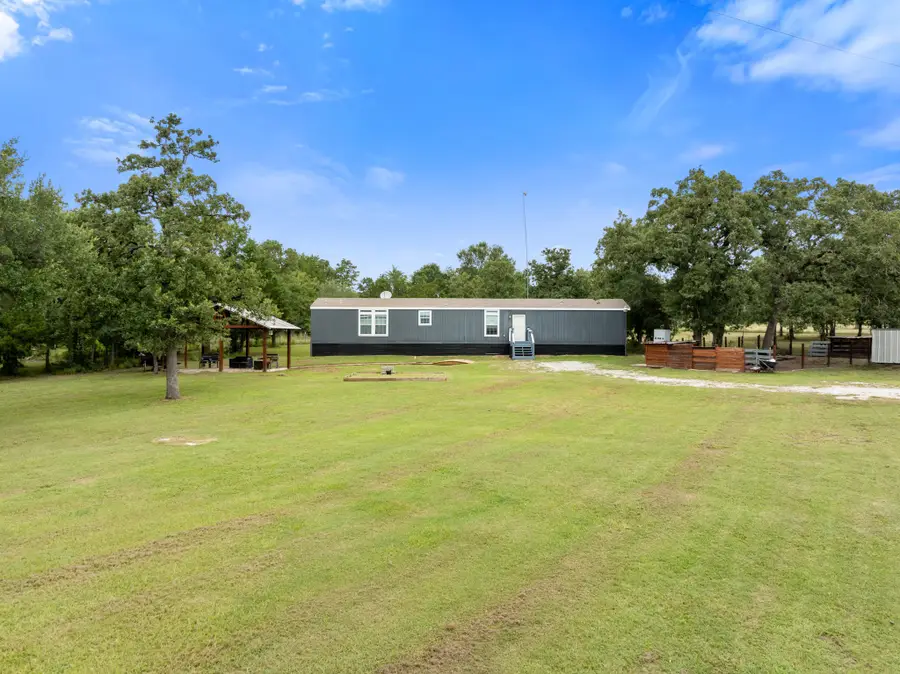 319 Berry Creek Drive, Caldwell, TX 77836 - Image #3