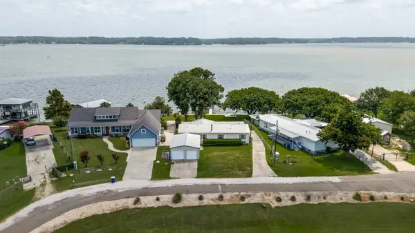 207 Vivian Road, Onalaska, TX 77360