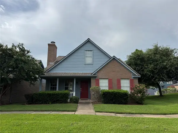 2601 S Broadway Street #9, La Porte, TX 77571
