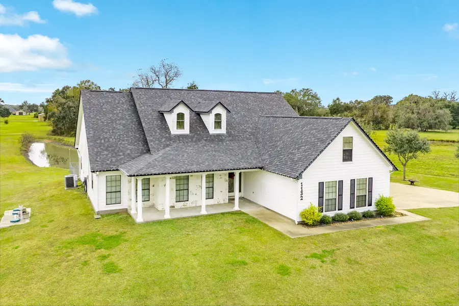 1132 Mill Road, Angleton, TX 77515 - Image #2