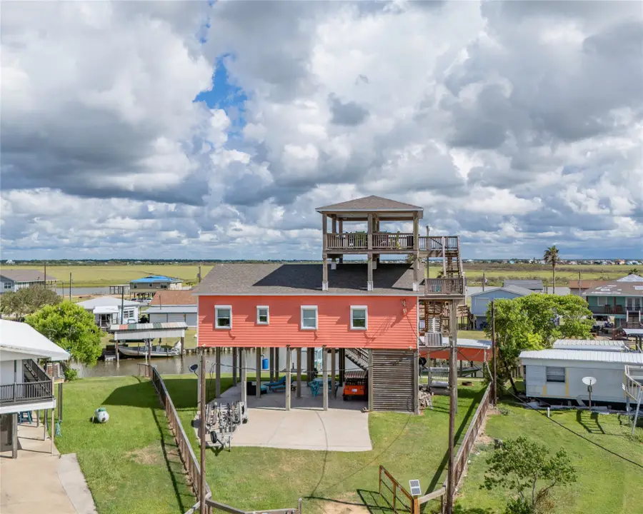 1056 County Road 202, Sargent, TX 77414 - Image #3