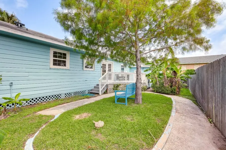2222 73rd Street, Galveston, TX 77551 - #2