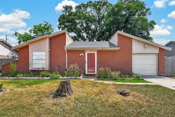 10706 Thorncliff Drive, Humble, TX 77396