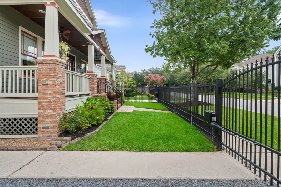 1008 E 7th Street, Houston, TX 77009 - #3