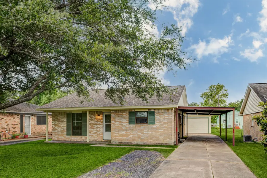 218 S Nugent Street, La Porte, TX 77571 - #2
