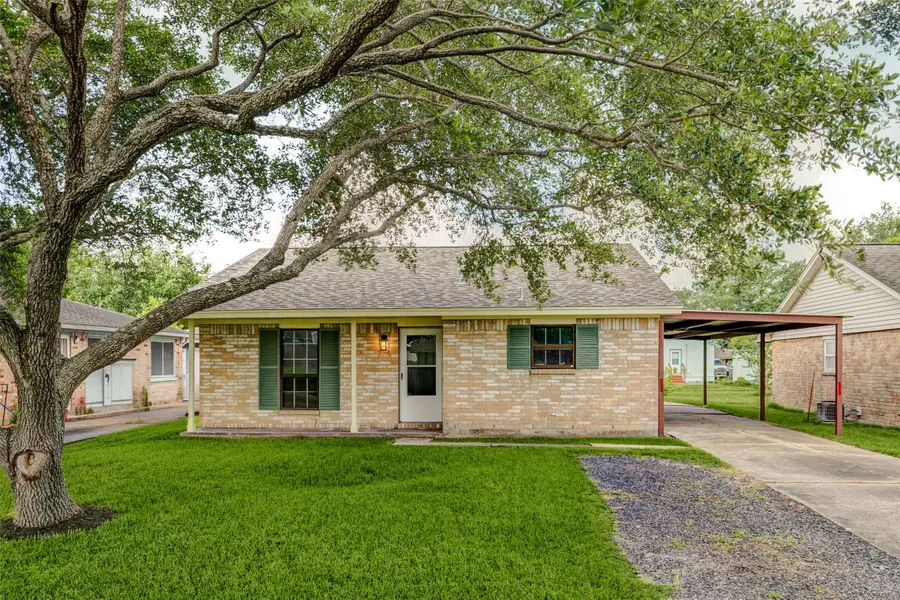 218 S Nugent Street, La Porte, TX 77571 - #3