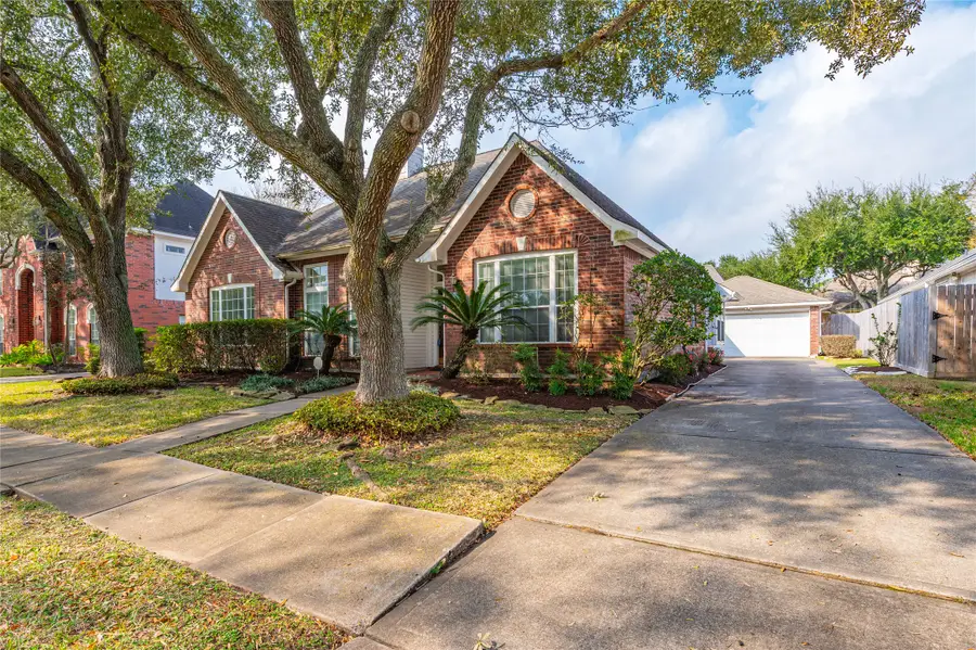 1615 Evergreen Lane, Seabrook, TX 77586 - Image #2