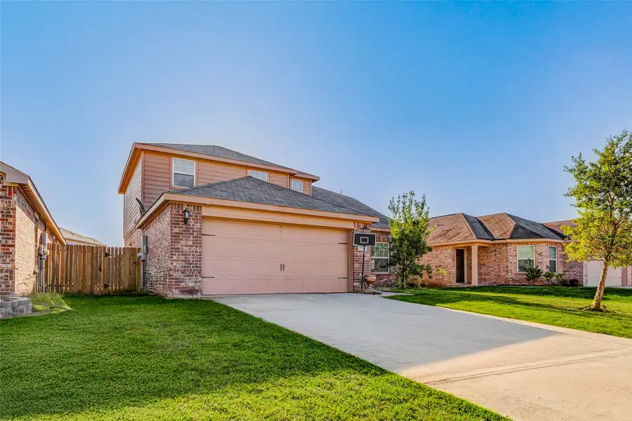 9411 Opal Gates Drive, Rosharon, TX 77583 - Image #2