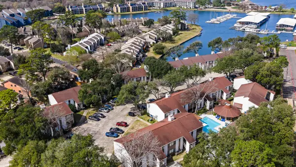 12100 Melville Drive #301C, Montgomery, TX 77356