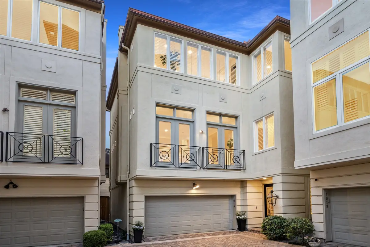 1915 Spann Street, Houston, TX 77019 - Image #1