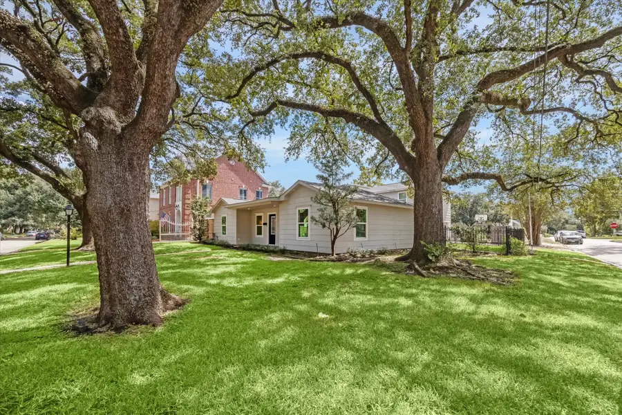 6047 Floyd Street, Houston, TX 77007 - Image #2