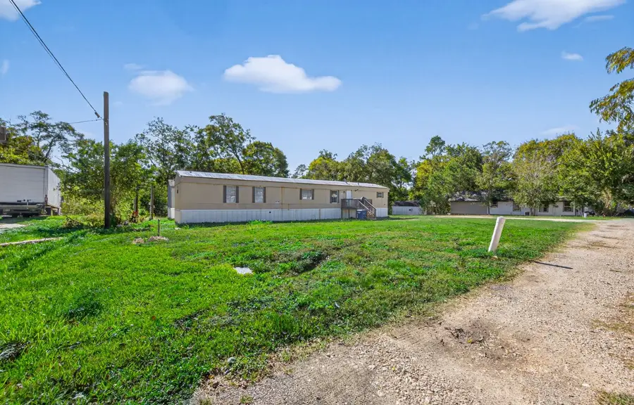 5807 Fletcher, Crosby, TX 77532 - Image #3