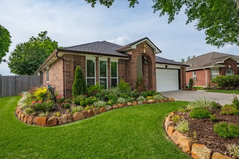 9209 Mahan Drive, La Porte, TX 77571 - #1