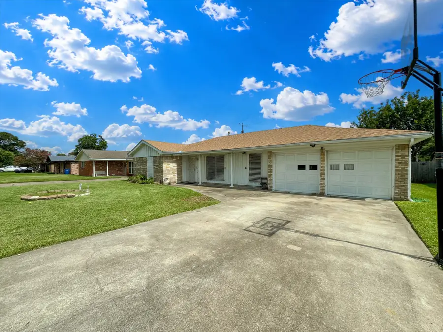 2514 16th Avenue N, Texas City, TX 77590 - #3
