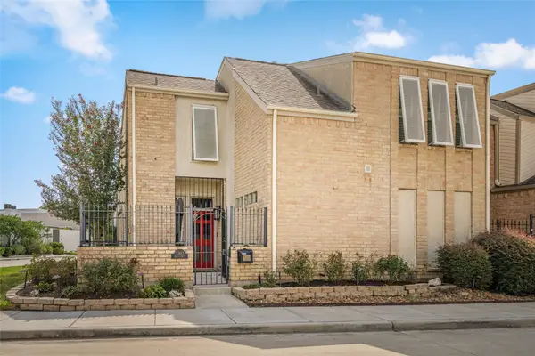 9403 Denbury Way, Houston, TX 77025