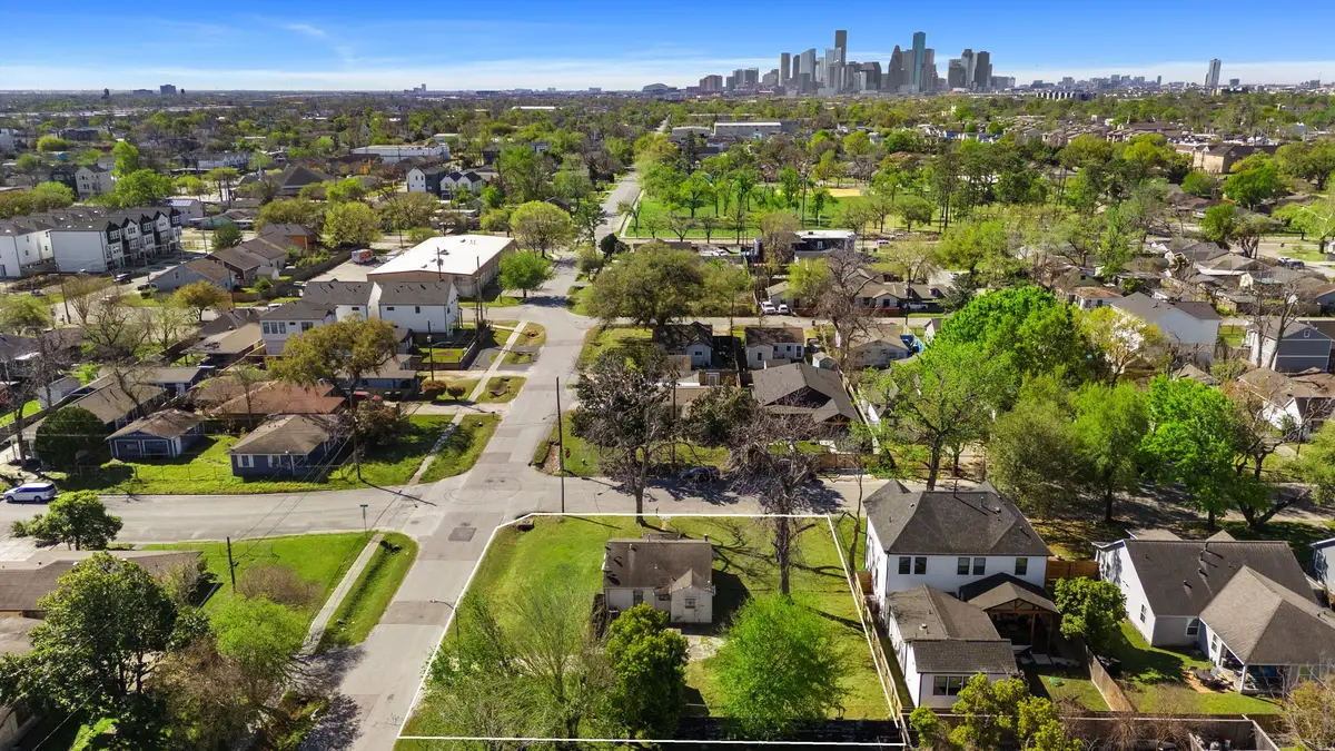 1017 Canadian Street, Houston, TX 77009 - Image #1