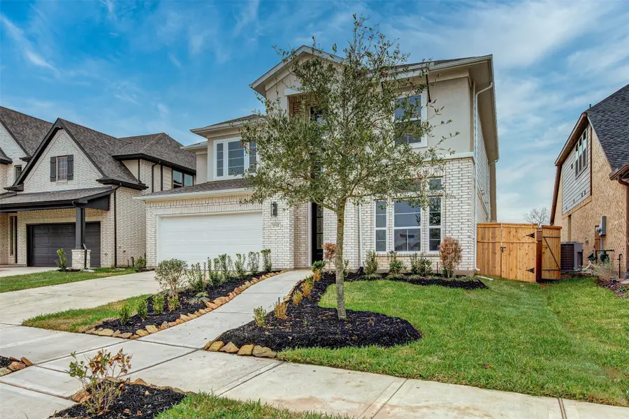 1735 Rustling Creek Drive, Missouri City, TX 77459 - Image #3