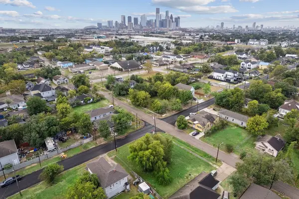 2603,2605 Sumpter Street, Houston, TX 77026