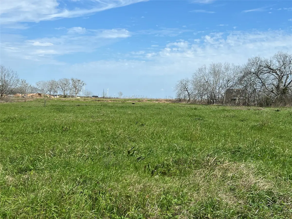 1101 S Mechanic Street, El Campo, TX 77437 - Image #1