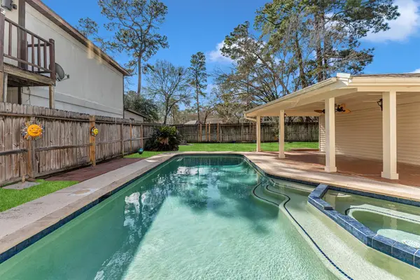 19535 Enchanted Oaks Drive, Spring, TX 77388