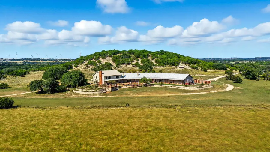 681 S Cr 315, Goldthwaite, TX 76844 - #3