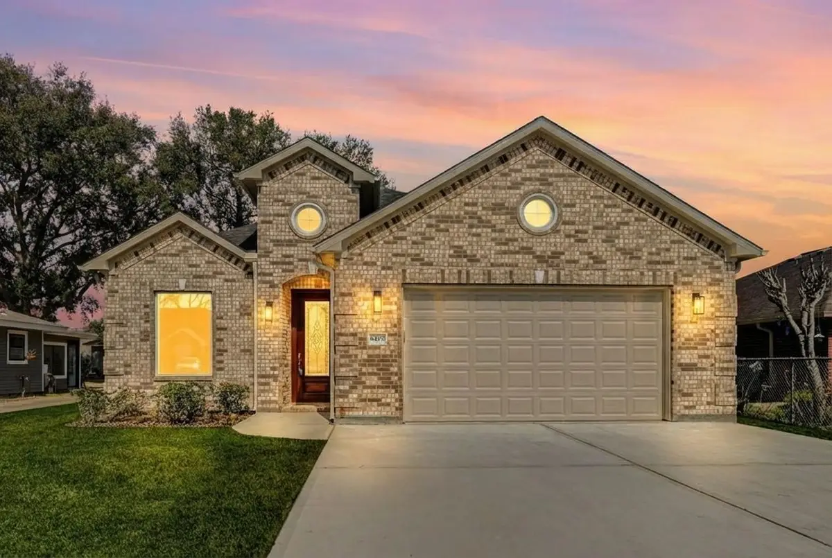 8405 Folkstone Lane, Houston, TX 77075 - #1