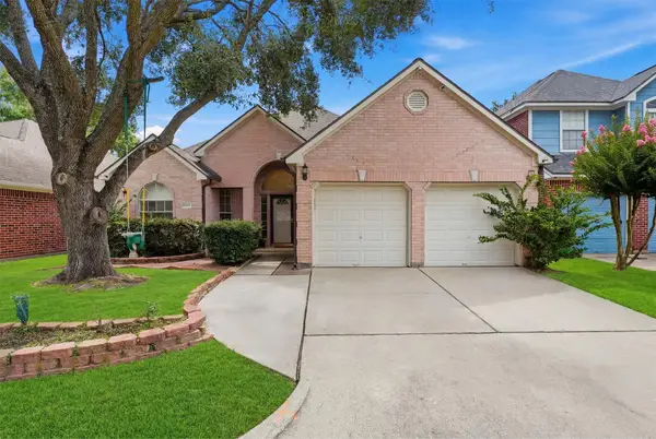 8510 Mayside Lane, Houston, TX 77040