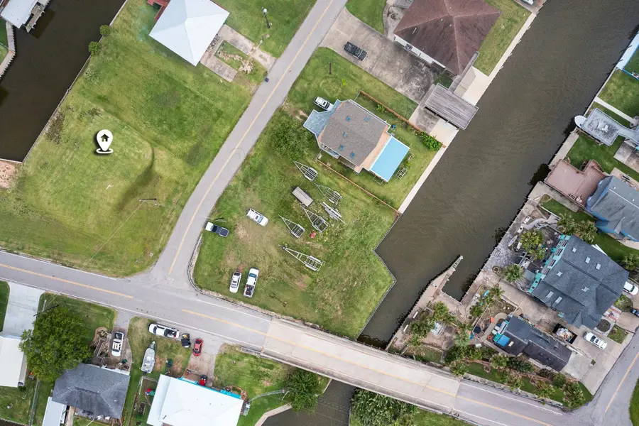 106 Jolly Boat Lane, Freeport, TX 77541 - Image #3