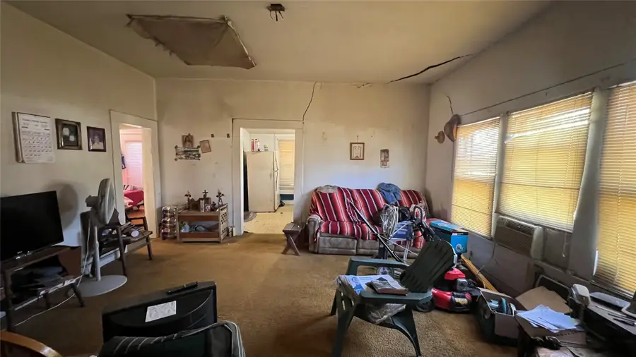 1101 N Blair Avenue, Cleveland, TX 77327 - Image #2