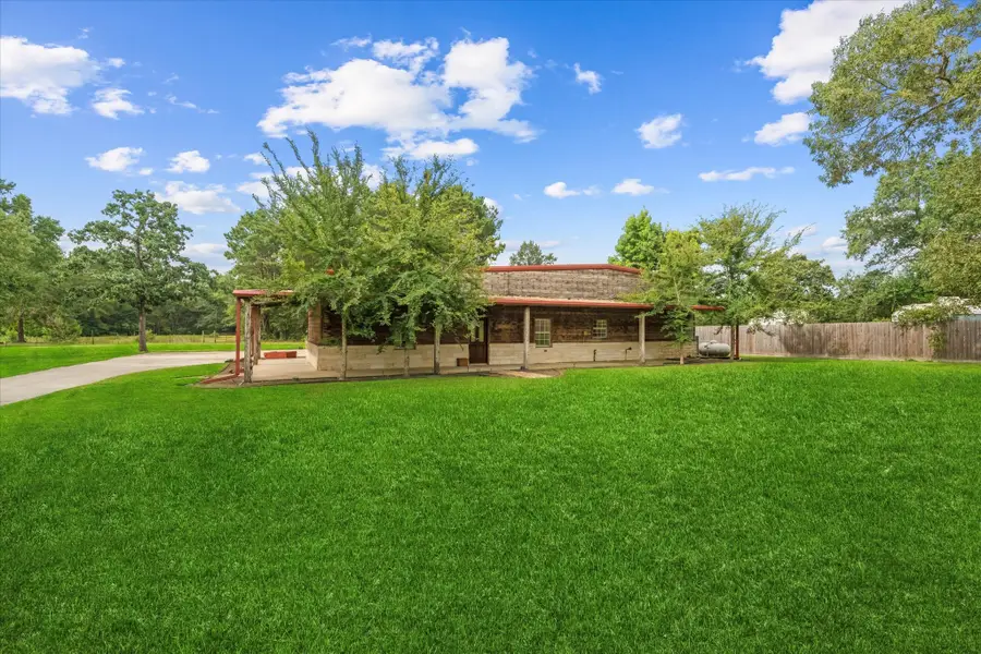 9250 County Road 302, Plantersville, TX 77363 - #2