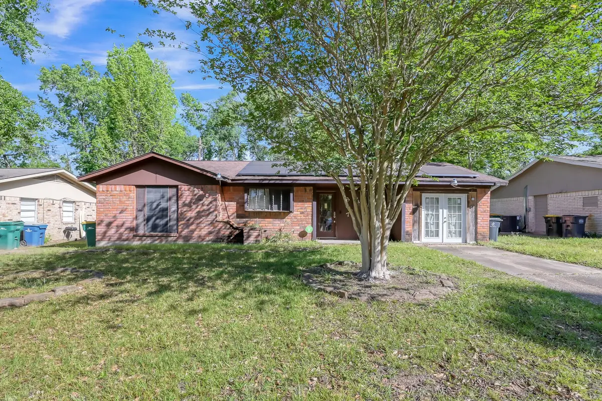 807 Dr Martin Luther King Jr Place N, Conroe, TX 77301 - #1