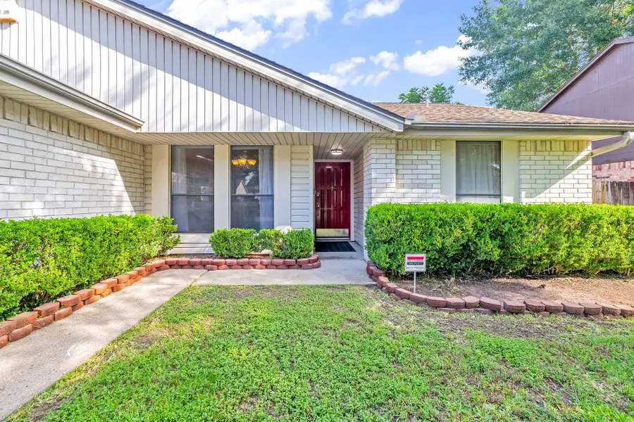 6630 Inwood West Drive, Houston, TX 77088 - Image #2