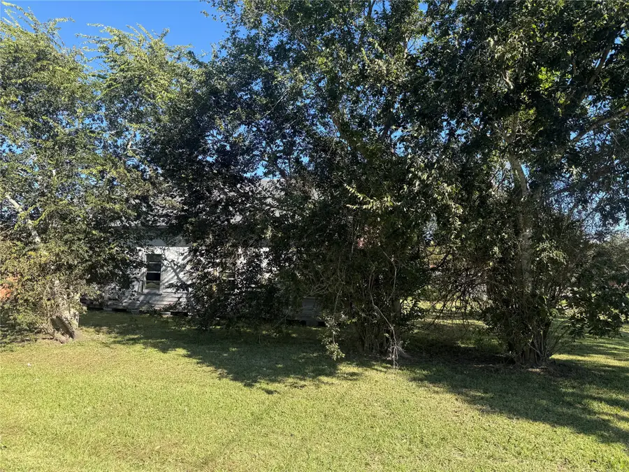 2123/2107 Main Street, Danbury, TX 77534 - Image #3